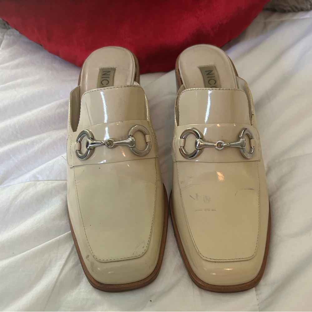 NICOLE Cream Women's Loafers